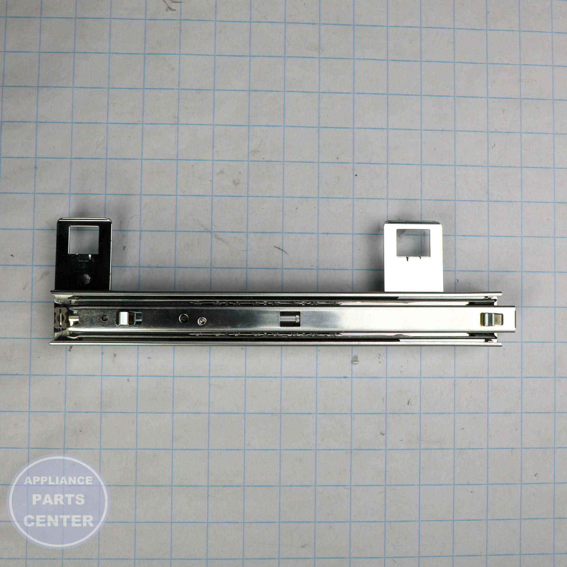 UPPER FZ GLIDE/BRKT ASSY W10235358 - Side view with 20 lbs weight capacity