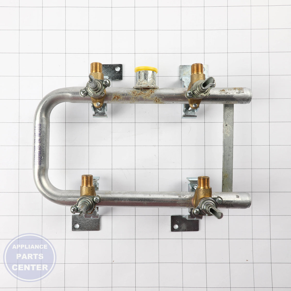 WPL MANIFOLD, ASSY GCG30 W10284355 - Installation in specific model showcasing mounting points