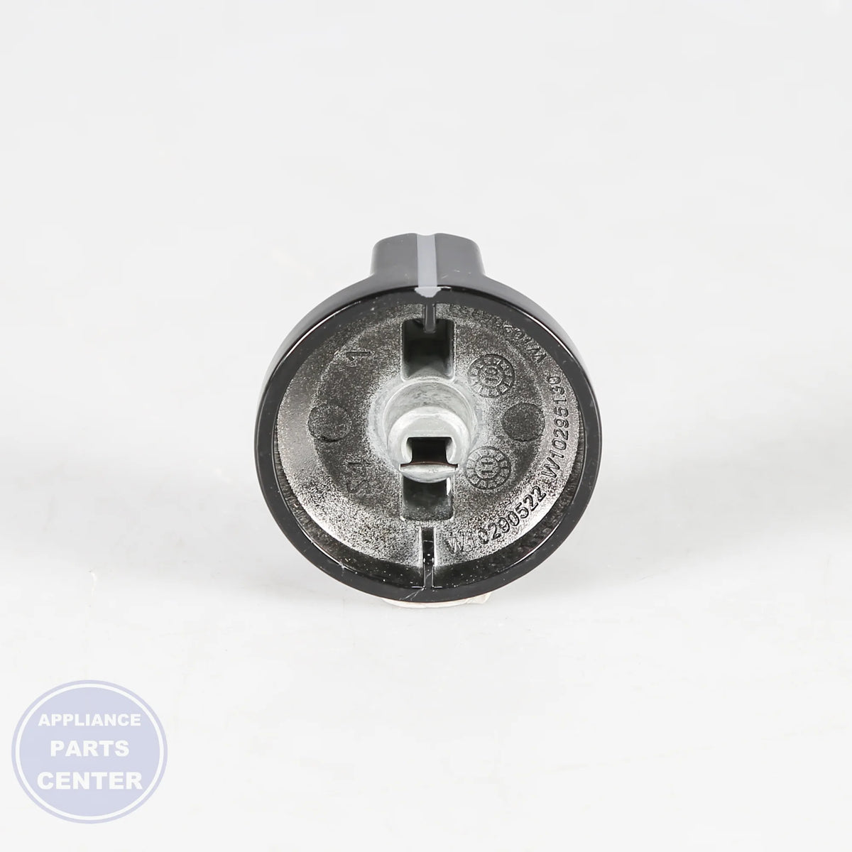 WPL KNOB-GAS,KA,BL W10295130 - Installation in gas range showing easy mounting points