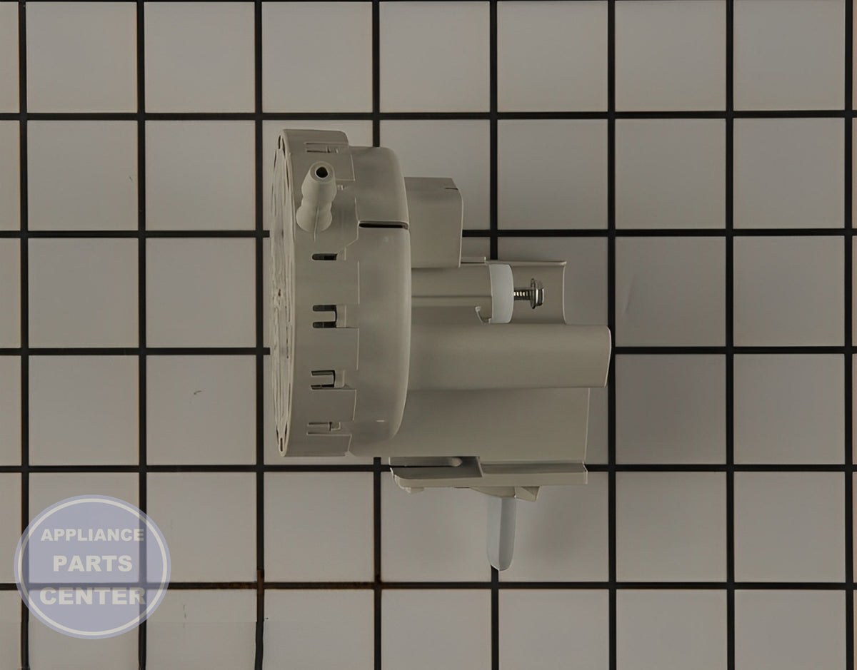 WHIRLPOOL WASHER WATER LEVEL SWITCH W10337781 - Installation in WPL Washing Machines showing key mounting points