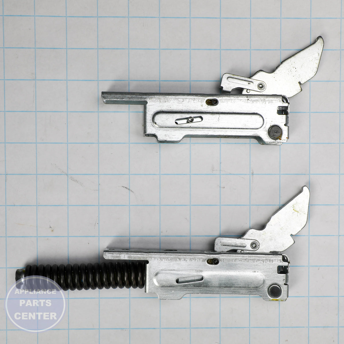 WPL HINGE-DOOR W10347465 - Installation in model 9761494 showing key mounting points