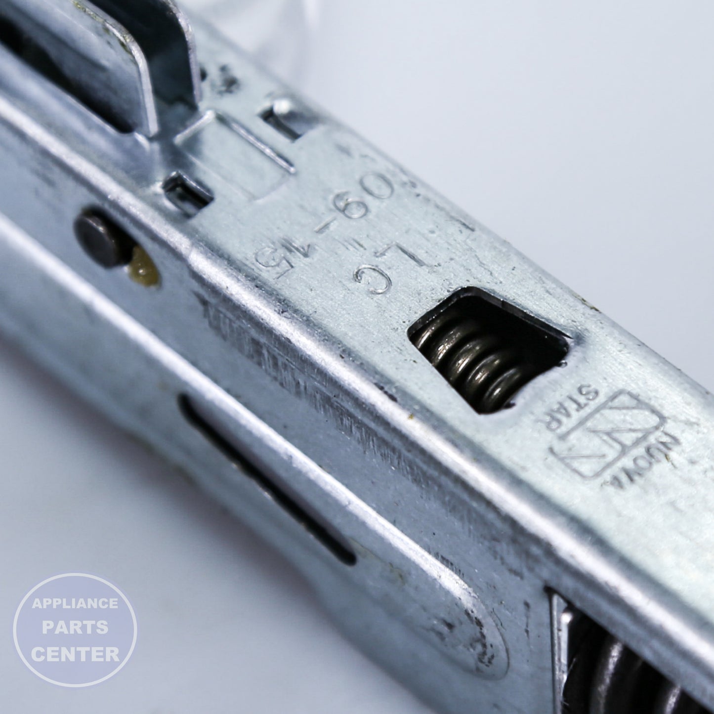 HINGE-DOOR W10347466 - Detailed view of precise measurements