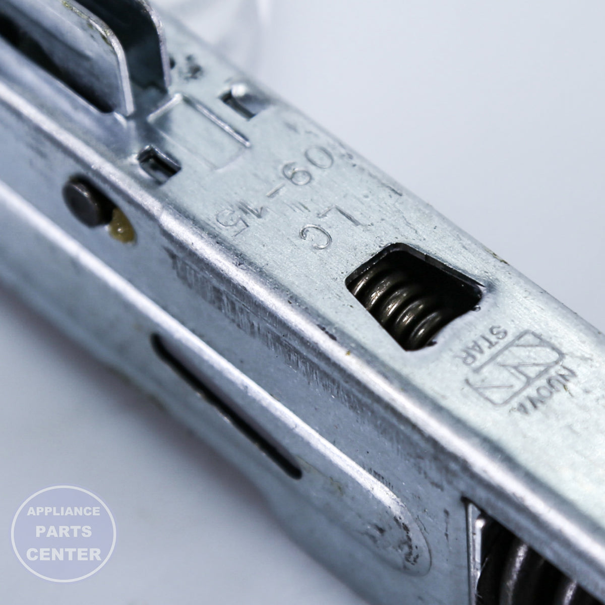 HINGE-DOOR W10347466 - Detailed view of precise measurements