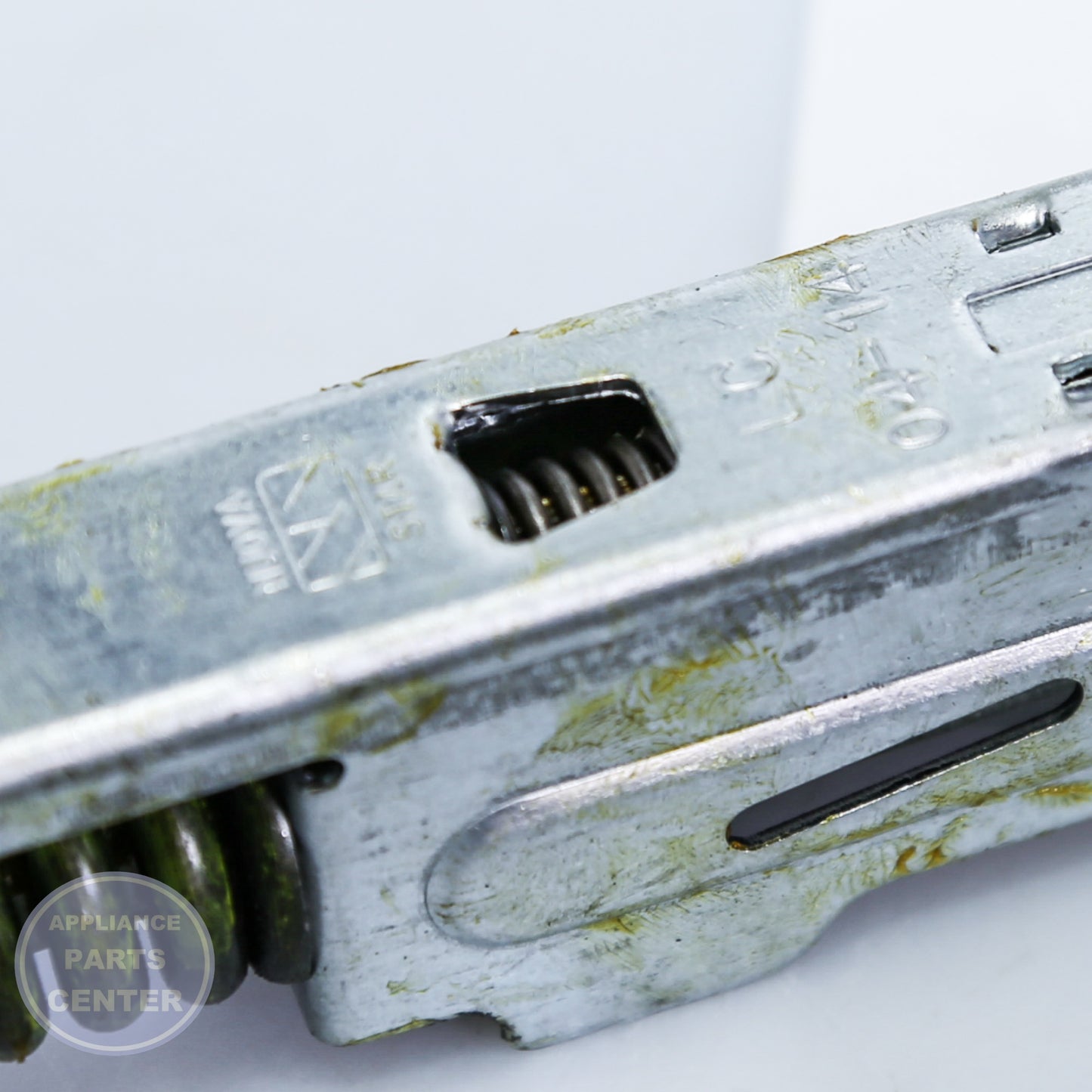 WPL HINGE-DOOR W10347466 - Installation in specific model showing key mounting points