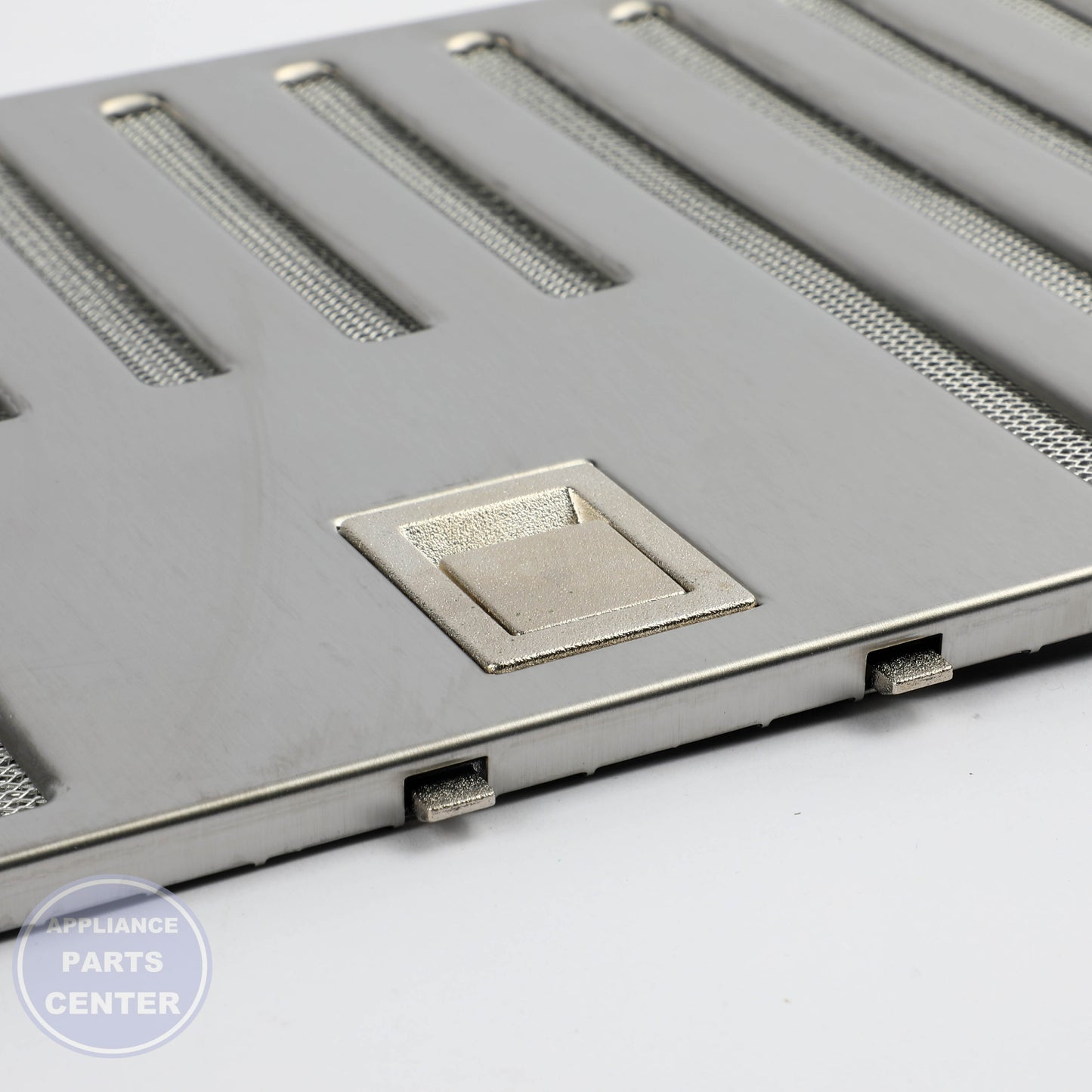 WPL GREASE FILTER 36 DOWNDR W10422876 - Detailed view of durable construction