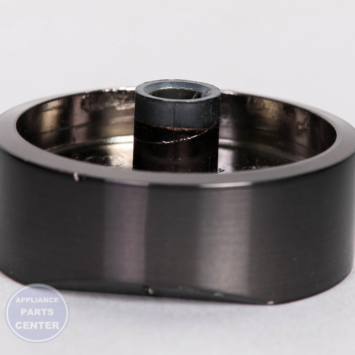 WPL KNOB W10505762 - Installation in specific model showing exact mounting points