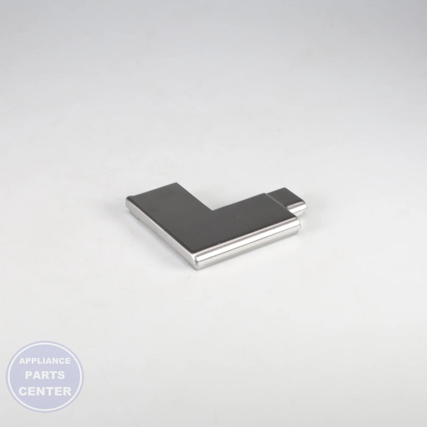 WPL ENDCAP-PNL W10555940 - Installation in specific model showing key mounting points