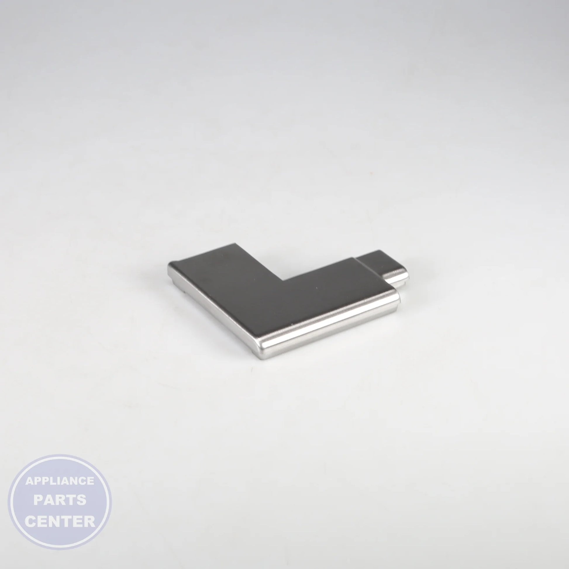 WPL ENDCAP-PNL W10555940 - Installation in specific model showing key mounting points