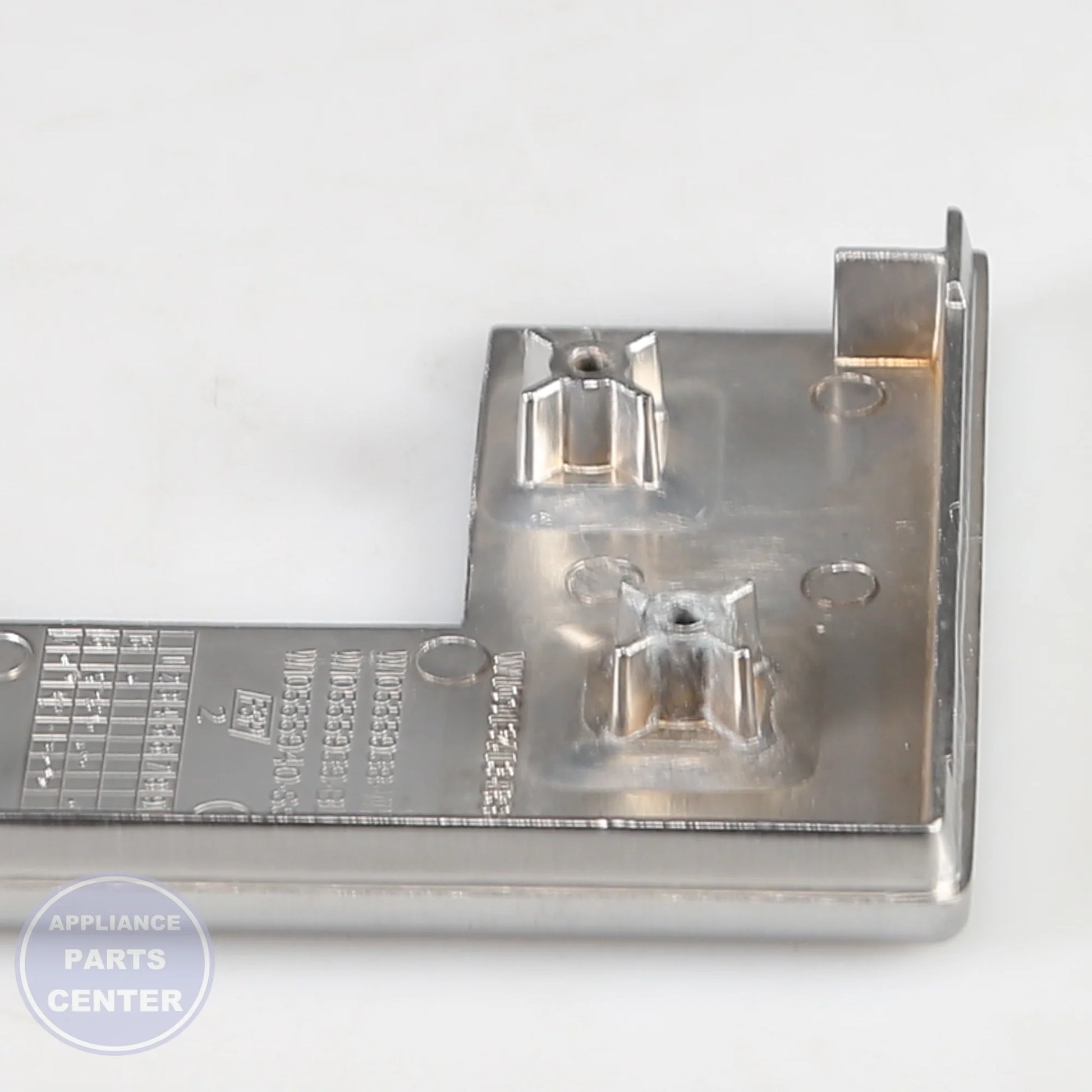 WPL ENDCAP-PNL W10555940 - Installation in specific model showing key mounting points