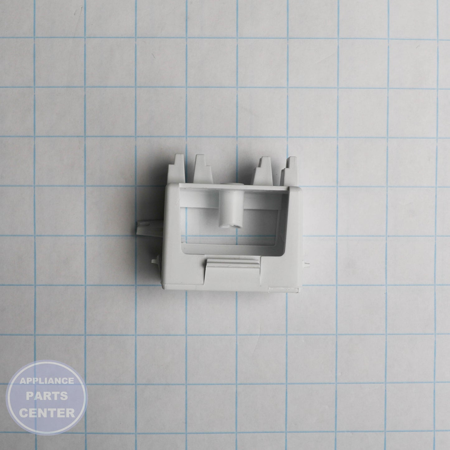 WPL COVER W10570480 - Installation in specific model showcasing mounting points