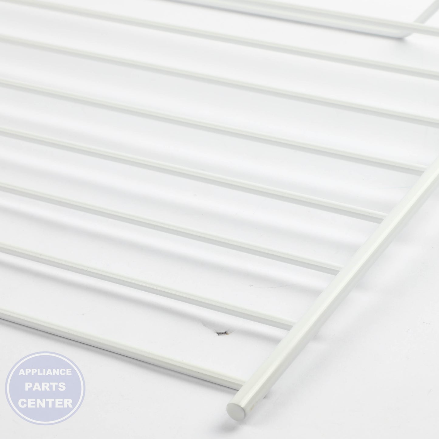 Whirlpool SHELF-WIRE W10578064 - Installation in XYZ123 model showing easy mounting points