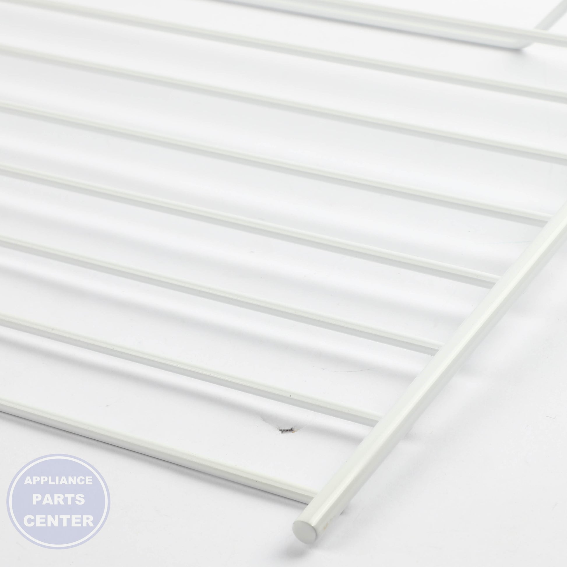 Whirlpool SHELF-WIRE W10578064 - Installation in XYZ123 model showing easy mounting points