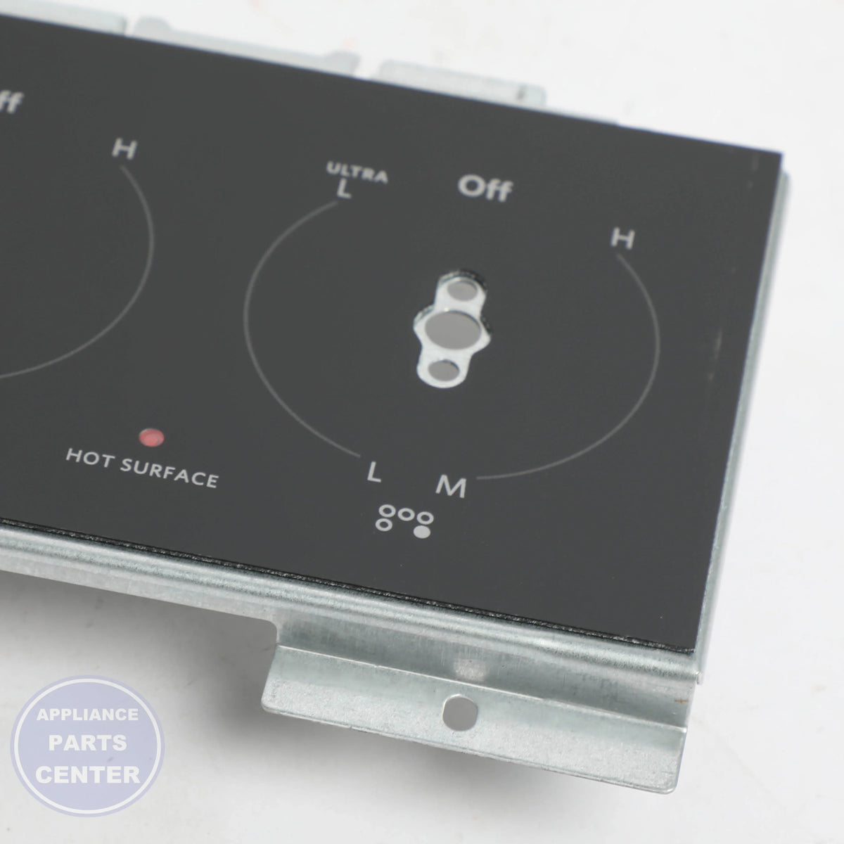 WPL PANL-CNTRL W10692155 - Installation in specific model showing mounting points