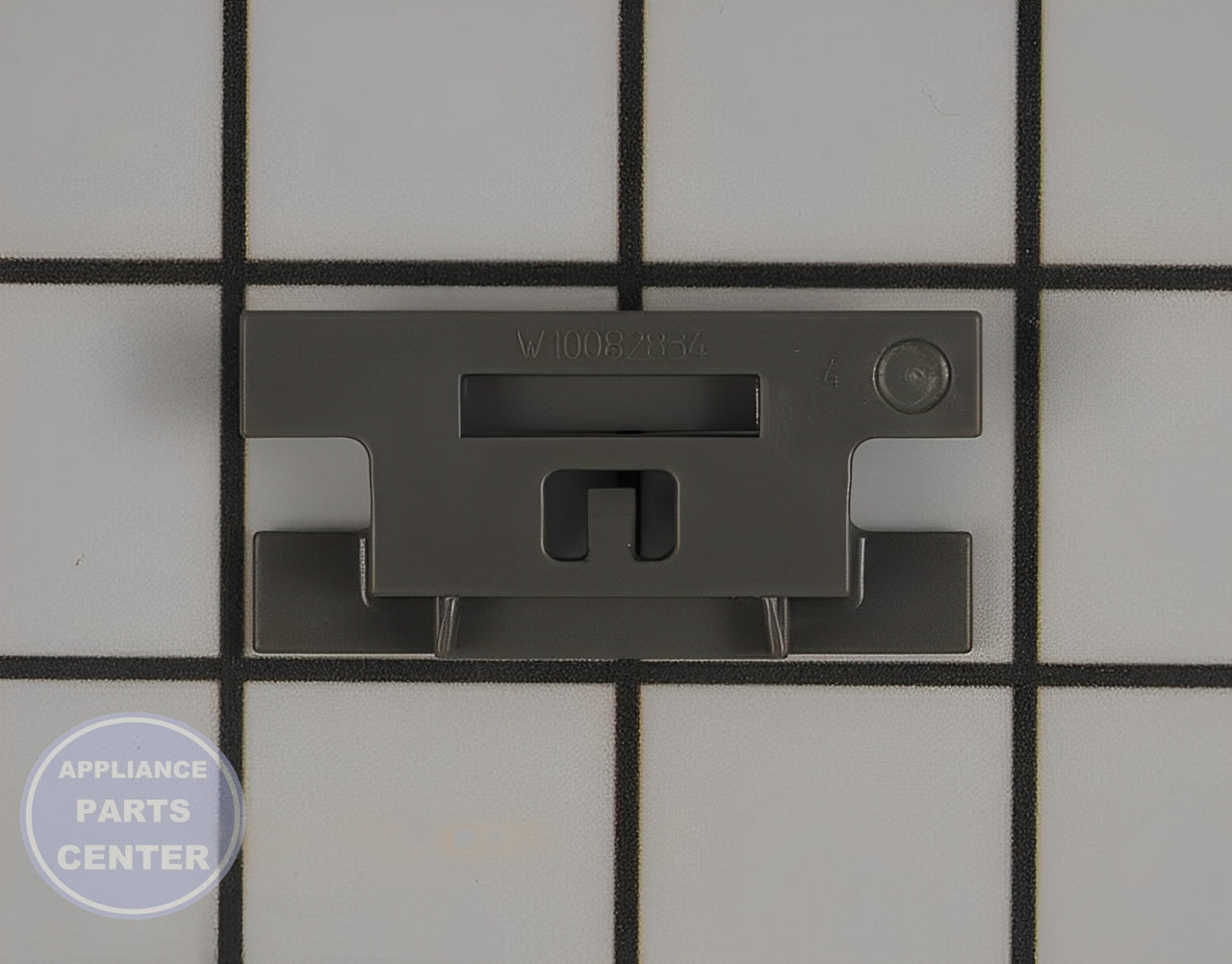 Clip W10728566 - Detailed view of the fastening mechanism
