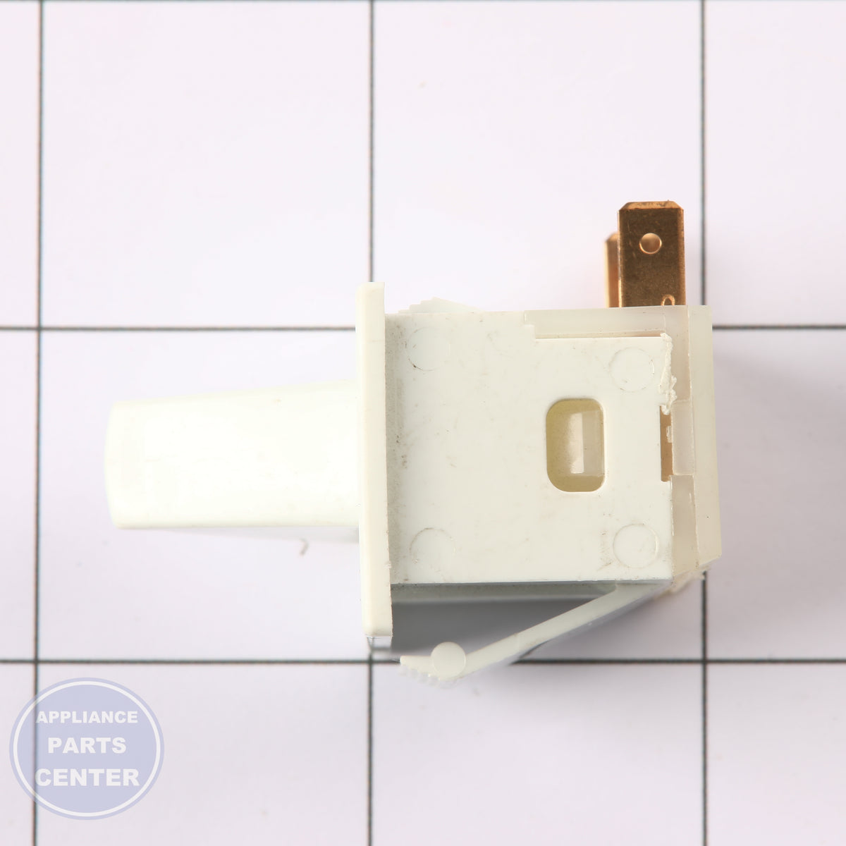 WPL SWITCH W10755325 - Installation in WPL Freezer, showcasing key mounting points