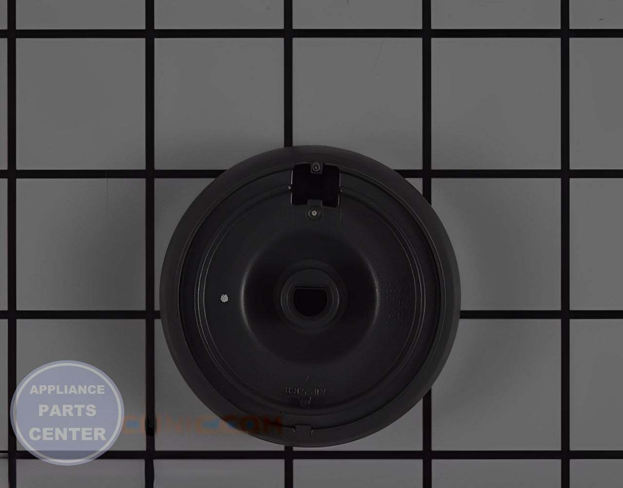 Control Knob W10771940 - Side view with X inches in diameter