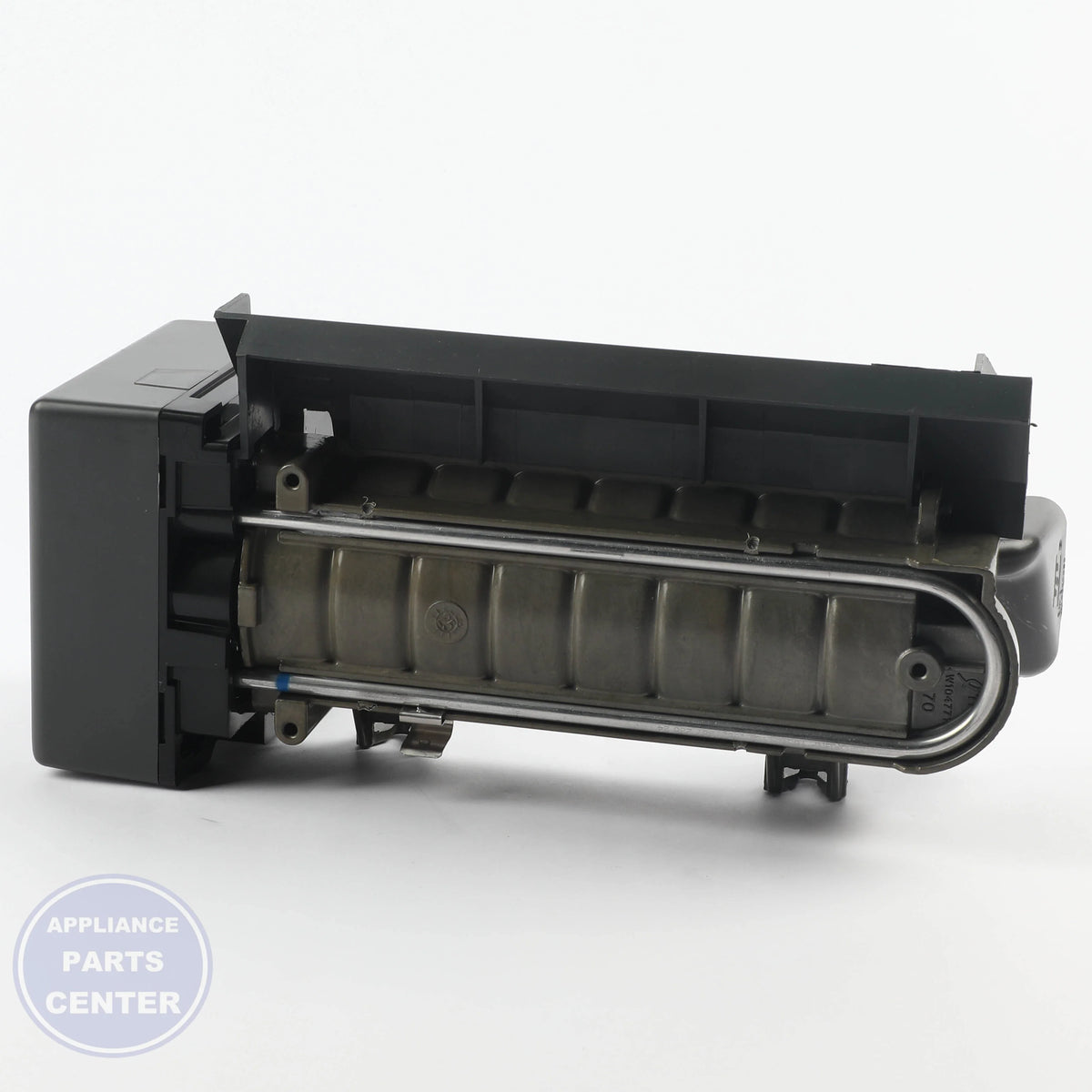 WPL ICEMAKER W10790817 - Installation in WPL model showcasing easy mounting points