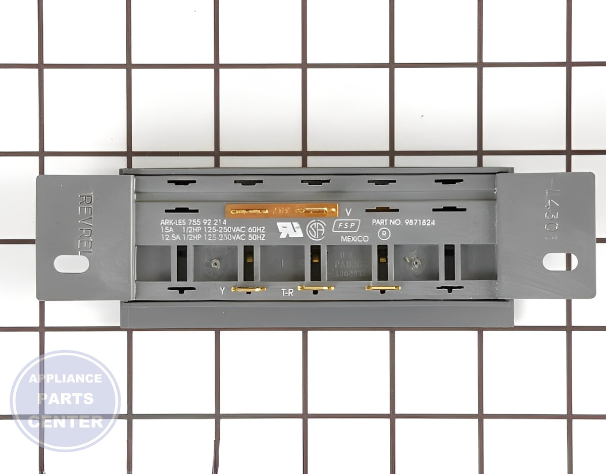WHIRLPOOL SWITCH OFF W10813586 - Detailed view of the high-quality switch