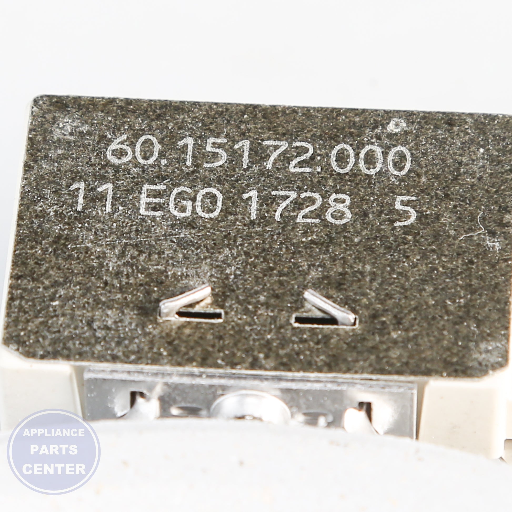 WPL ELMNT-SURF W10823702 - Installation in specific model showcasing key mounting points