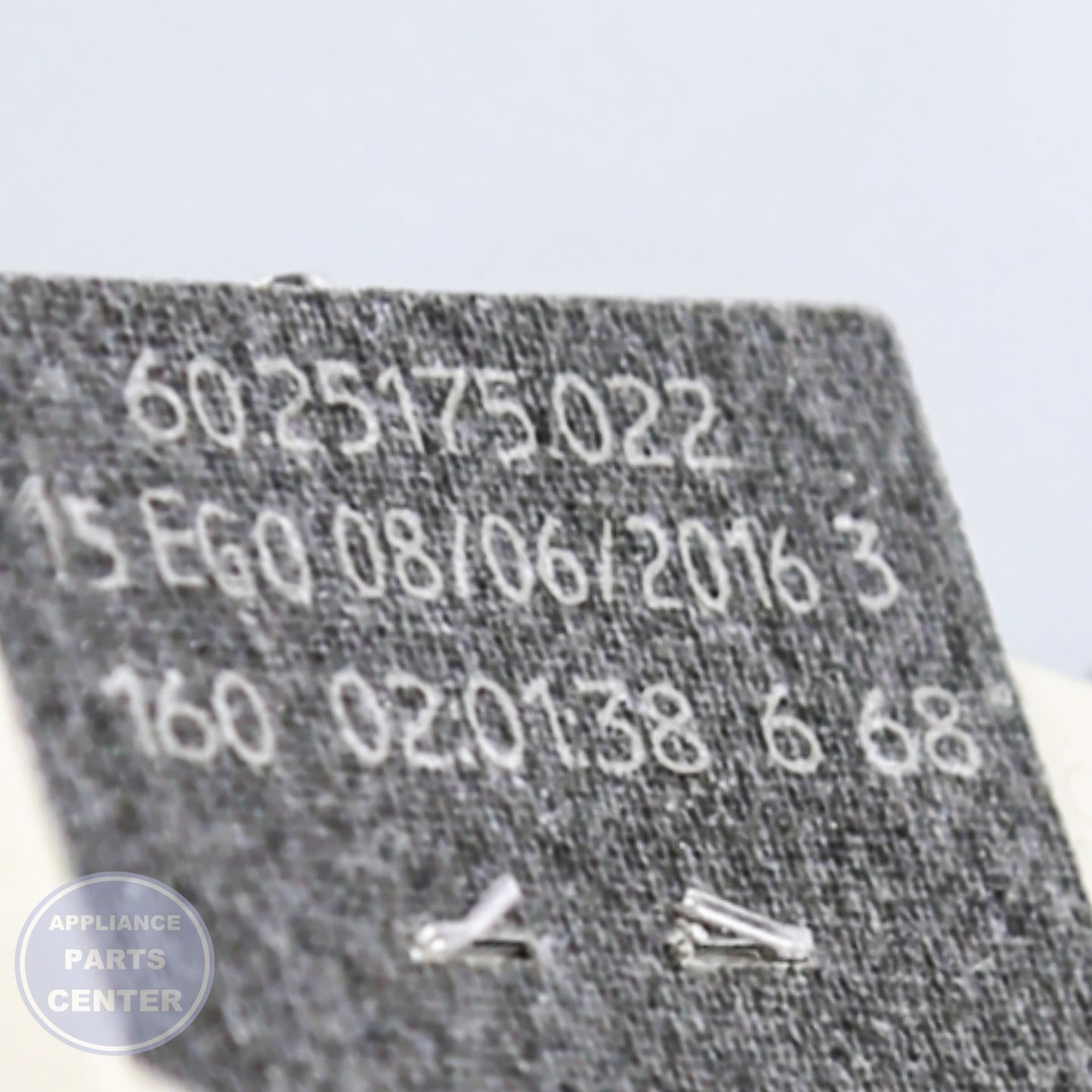 WPL ELMNT-SURF W10823720 - Installation in 74011218 showing easy mounting points
