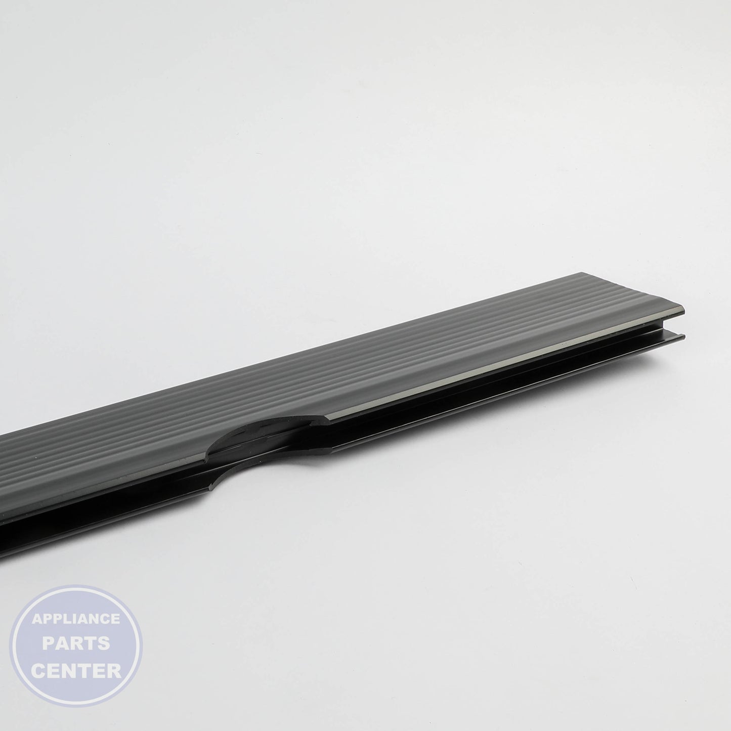 GRILLE-FRT W10859915 - Detailed view highlighting technical details