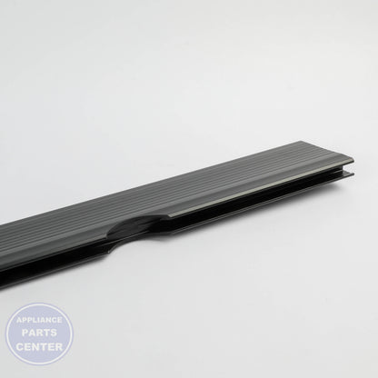 GRILLE-FRT W10859915 - Detailed view highlighting technical details