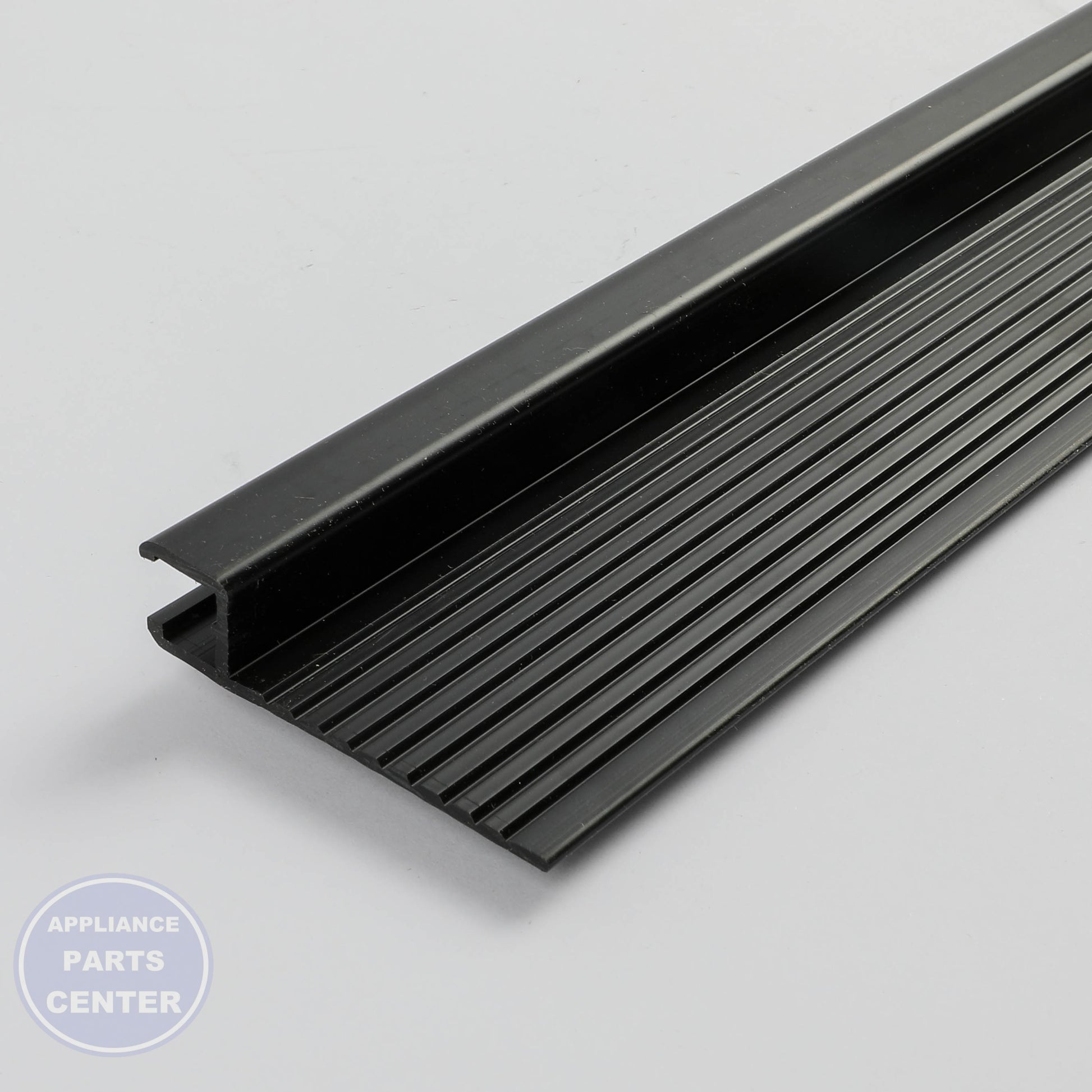 GRILLE-FRT W10859915 - Side view with precise measurements