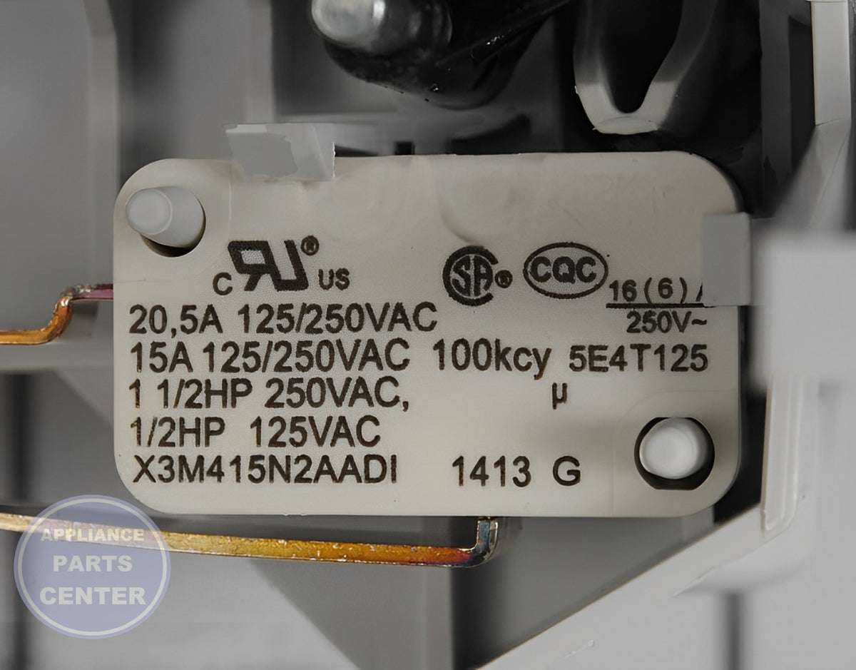 WHIRLPOOL DOOR LATCH W10862259 - Detailed view of sturdy construction