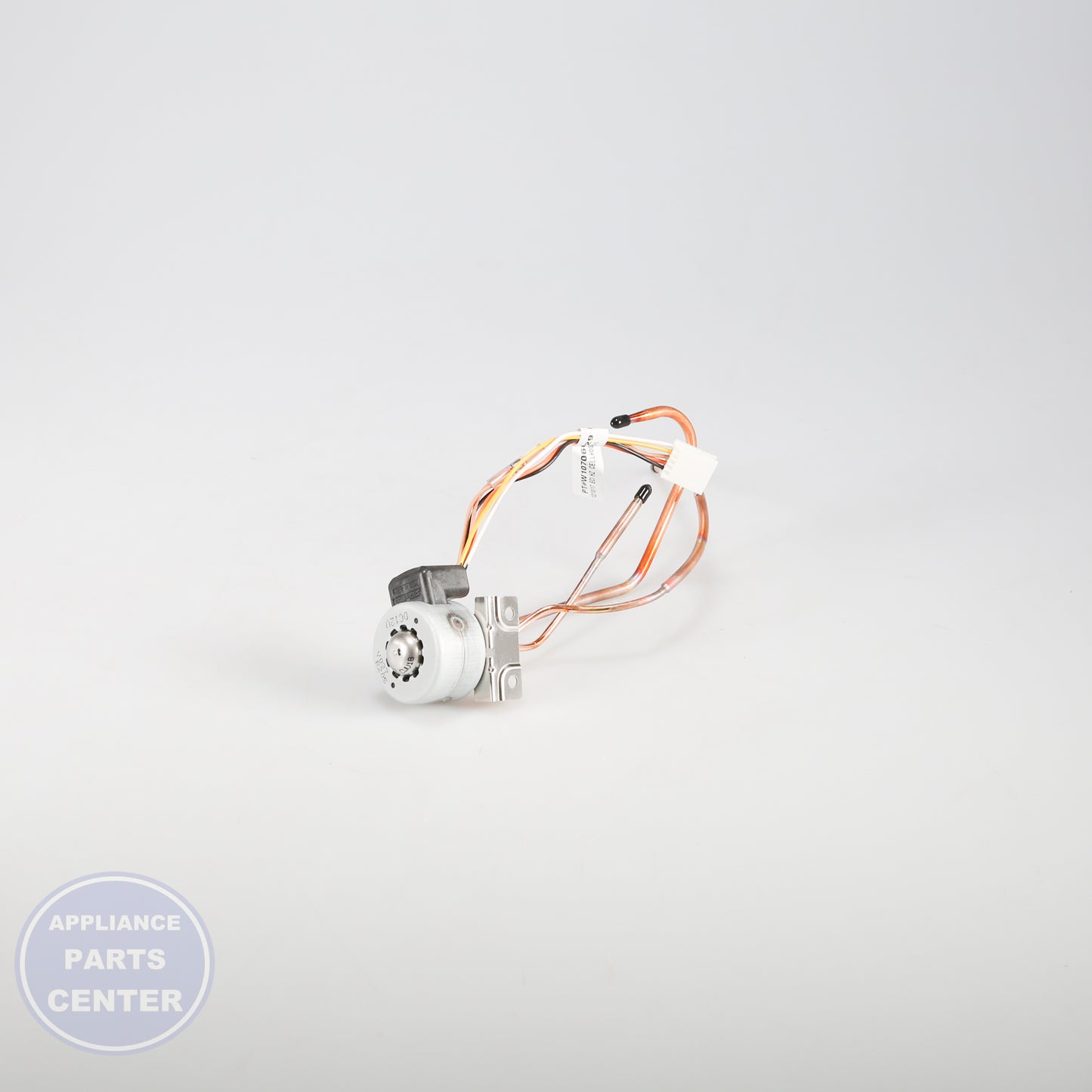 WPL VALVE W10874835 - Installation in Whirlpool WRF989SDAM showing mounting points
