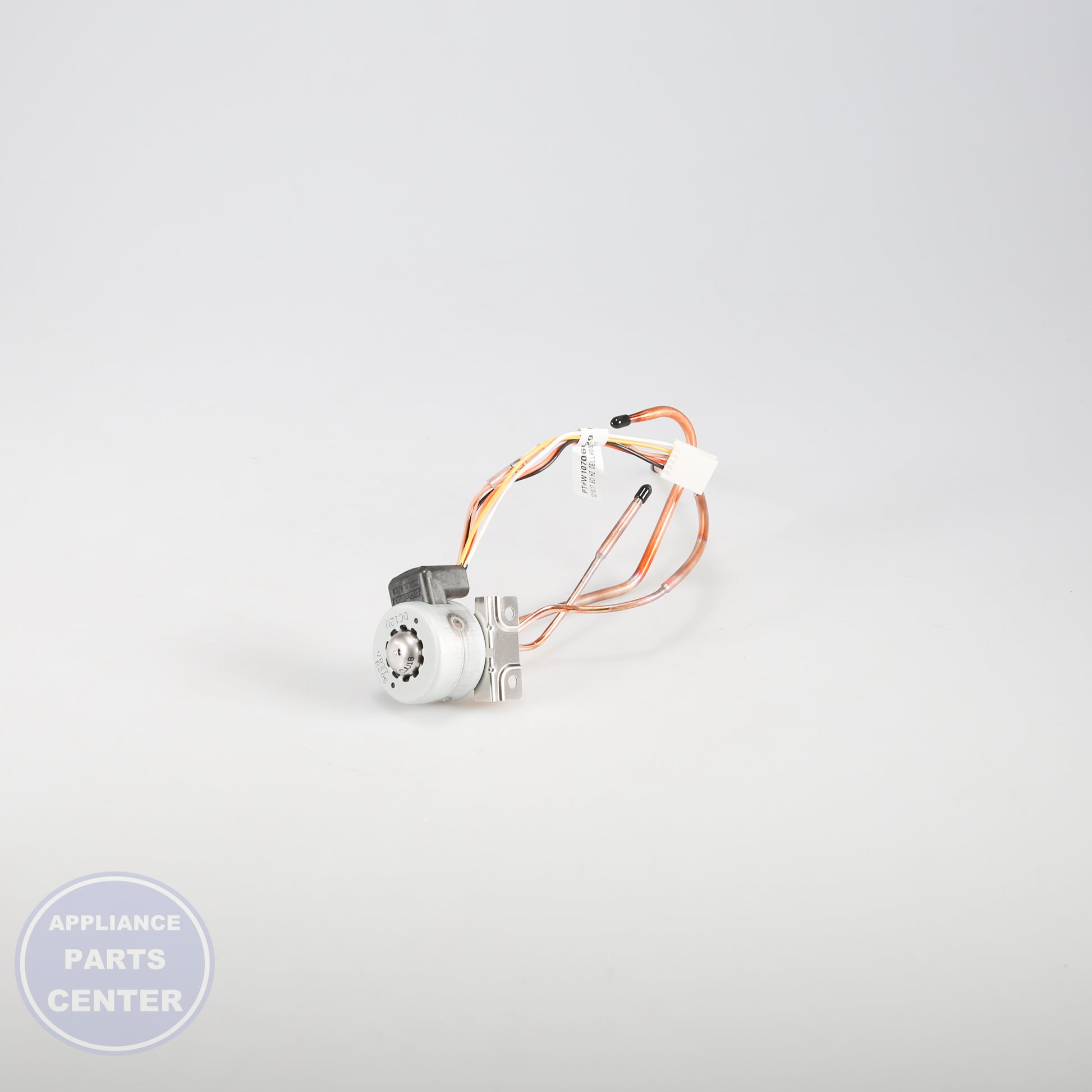 WPL VALVE W10874835 - Installation in Whirlpool WRF989SDAM showing mounting points