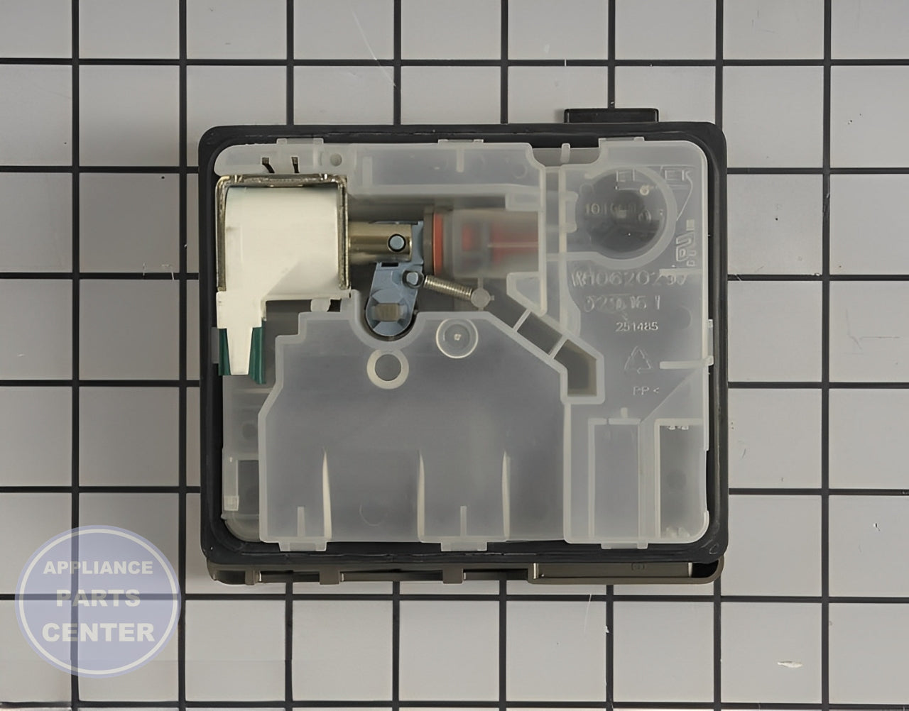 Detergent Dispenser W10876529 - Detailed view of 1.5 lbs capacity