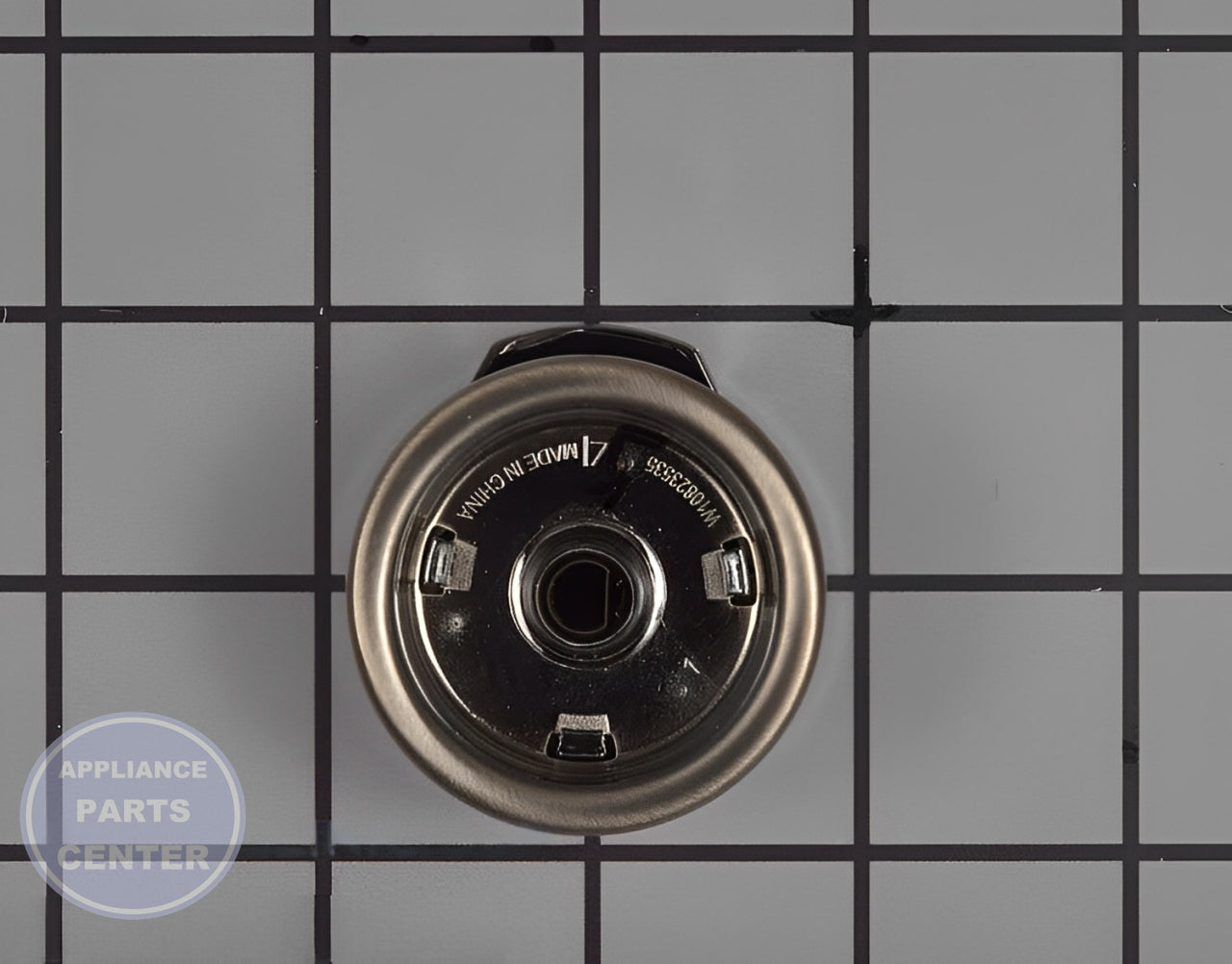 Control Knob W10915061 - Side view with a 2-inch diameter