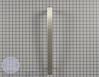Door Handle W11026870 - Detailed view of sturdy construction and precise measurements