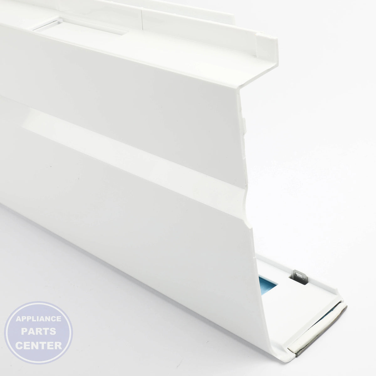 RAIL-MULLN W11043010 - Detailed view of durable construction