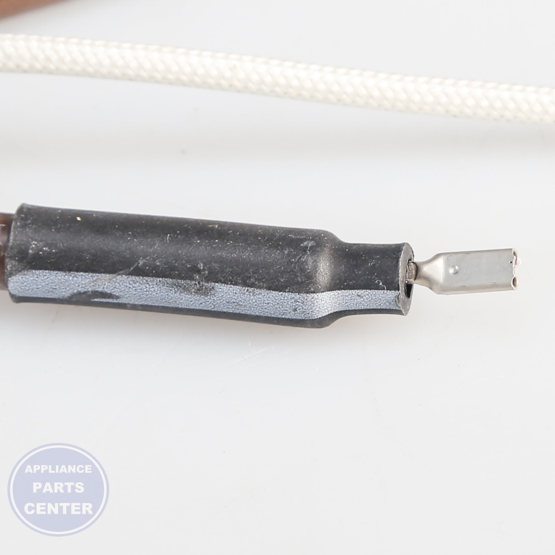 HARNS-WIRE W11161843 - Detailed view of durable electrical connections
