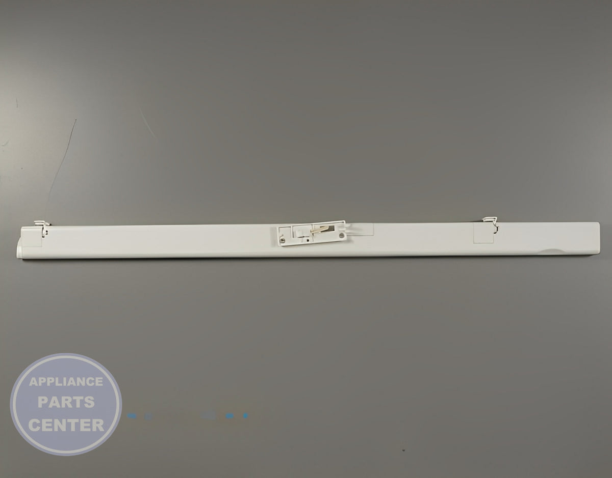 RAIL-MULLN W11177241 - Detailed view of durable steel material