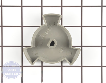 Glass Tray Drive Coupling W11223840 - Detailed view of glass tray, coupler, and support roller