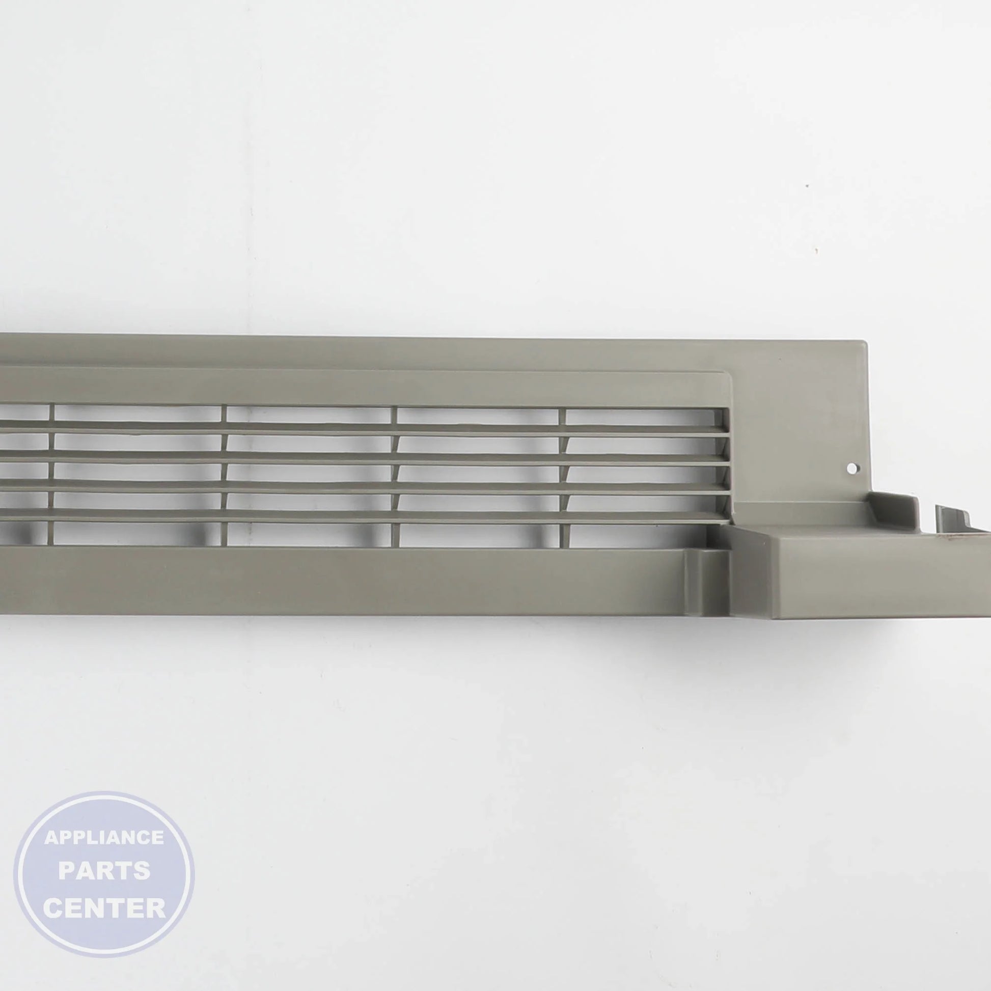 WPL GRILLE W11282548 - Installation in W10905888 model showing mounting points