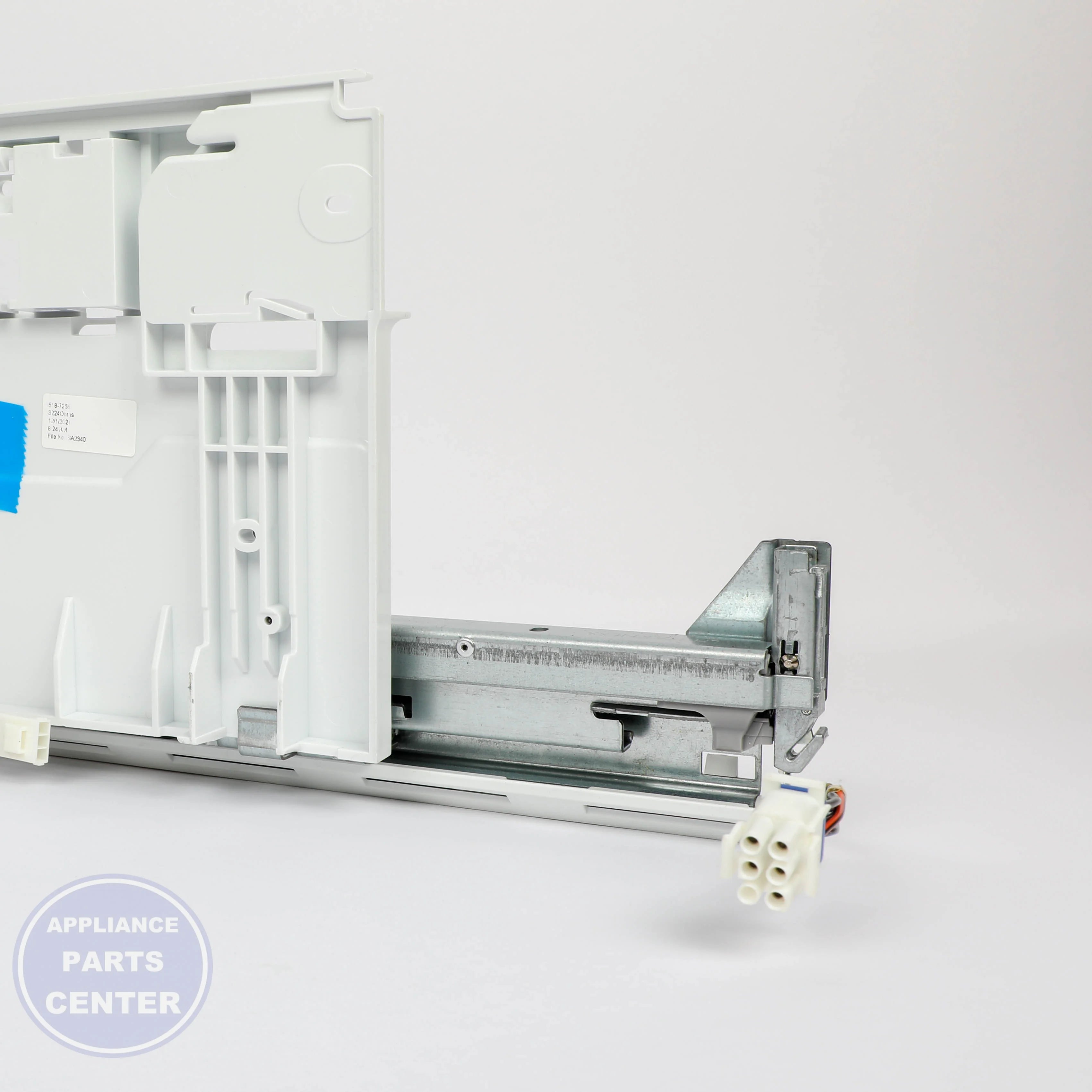ADAPTER W11294518 - Detailed view of precise technical details