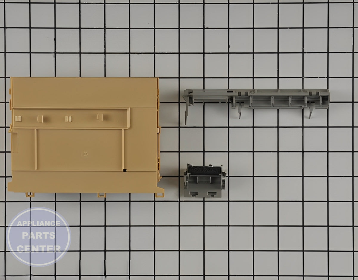 WHIRLPOOL DISHWASHER ELECTRONIC CONTROL BOARD W11305297 - Detailed view of electronic components