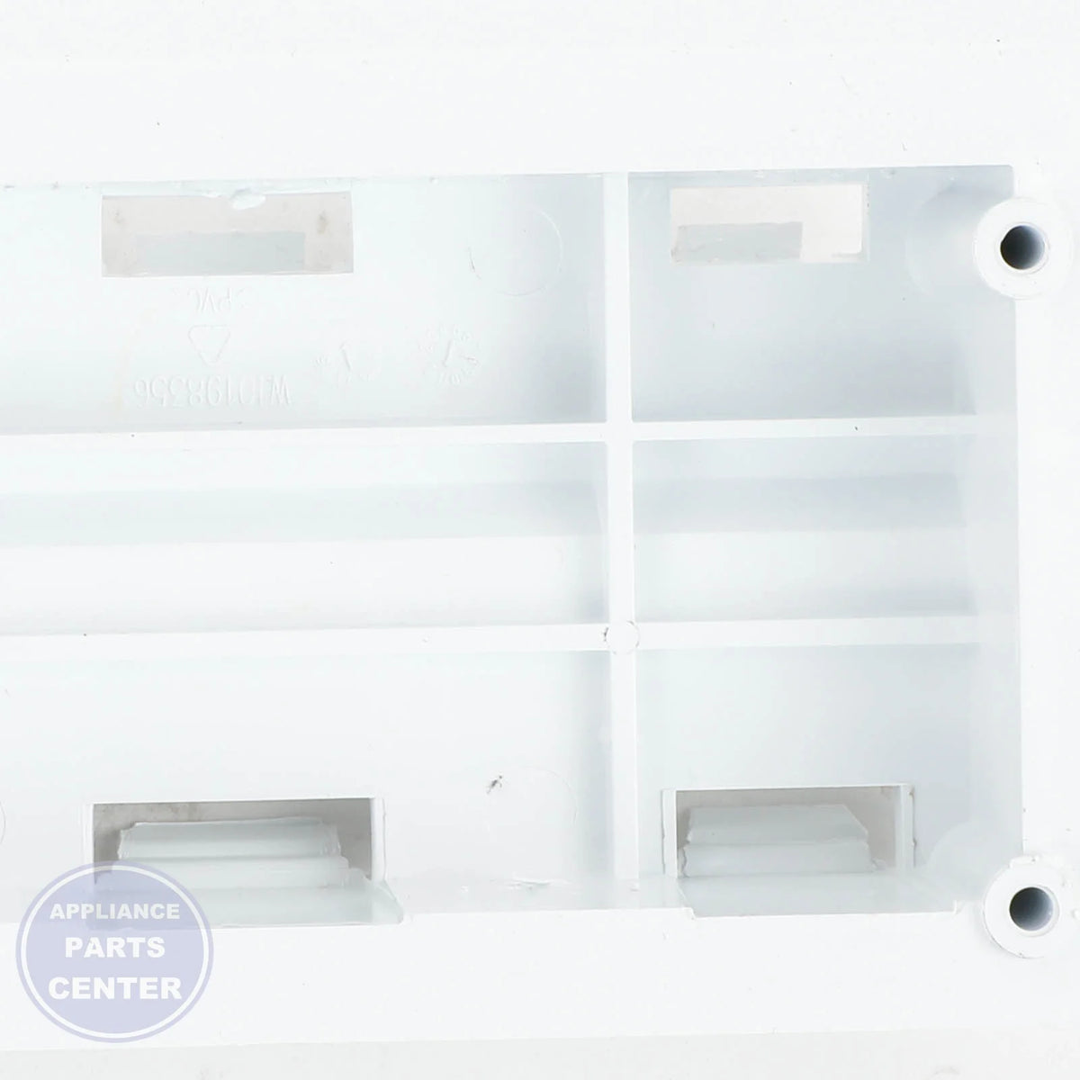 HANDLE W11448328 - Detailed view of durable material and ergonomic design