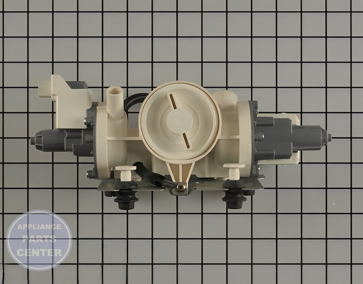WHIRLPOOL WATER PUMP W11458345 - Installation in WPL models showing key mounting points