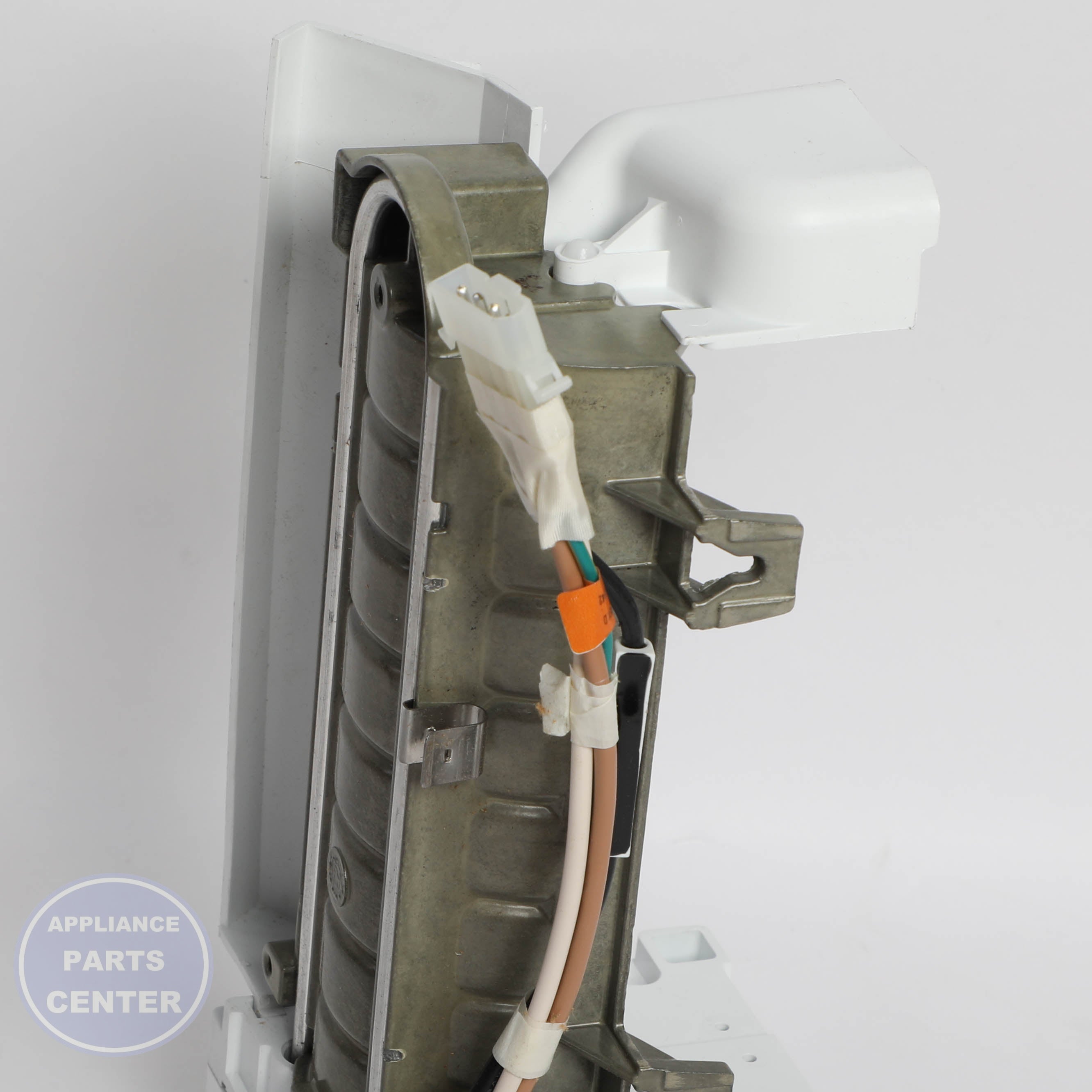 ICEMAKER W11512149 - Detailed view of efficient ice production mechanism