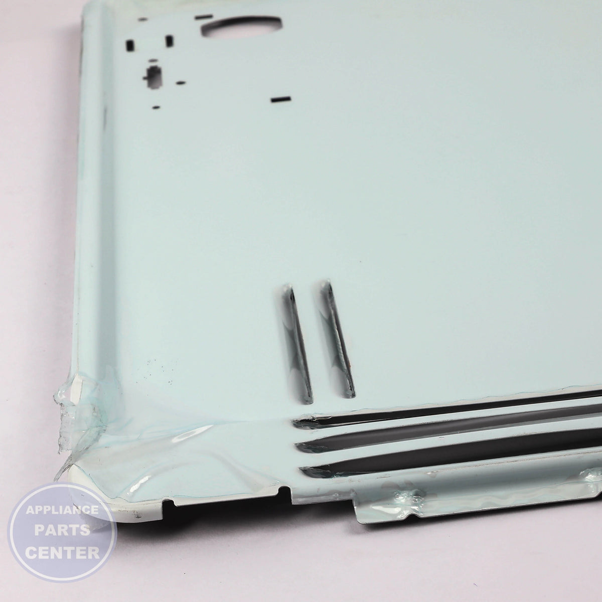 WPL COVER-EVAP W11515911 - Installation in specific model showing mounting points
