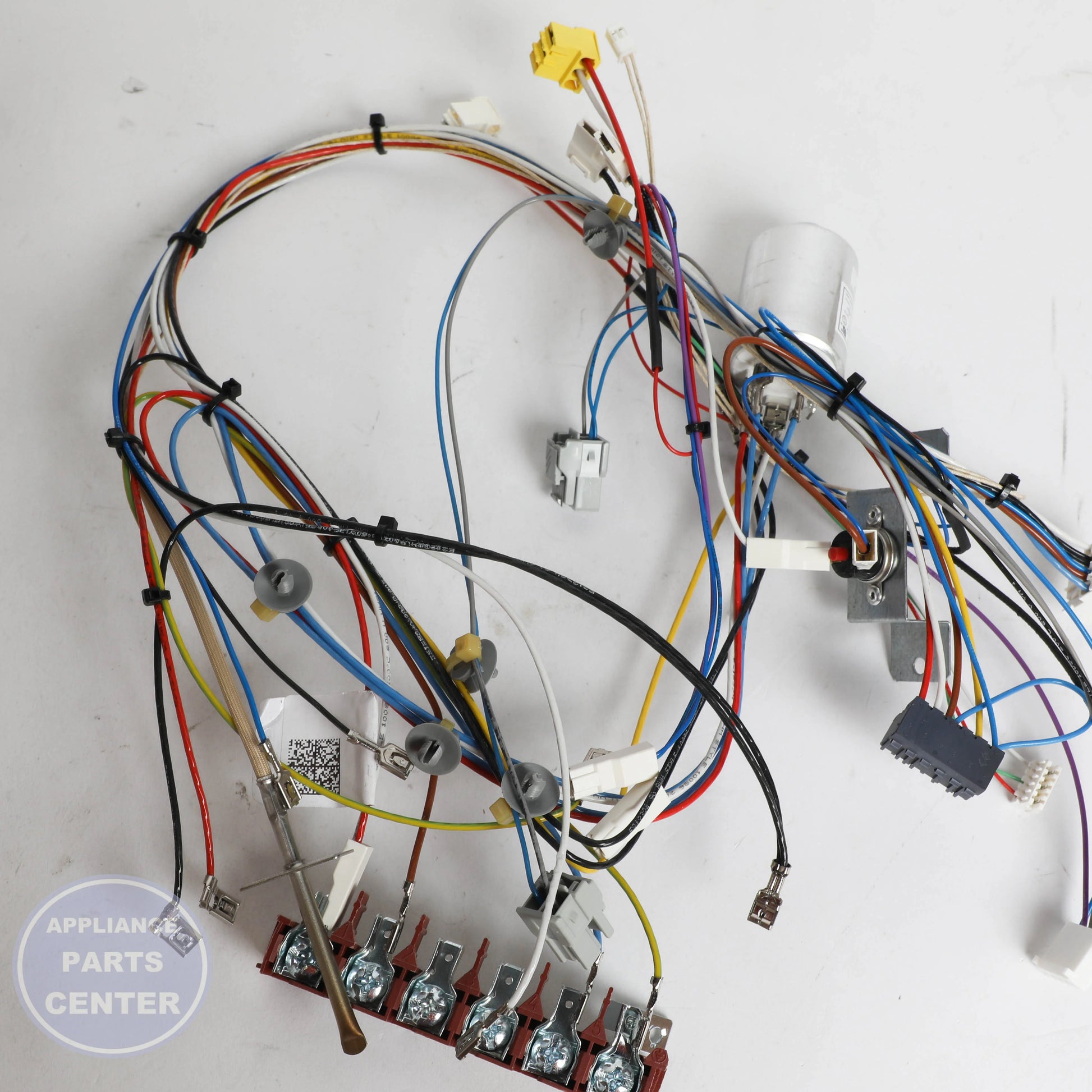 Whirlpool HARNS-WIRE W11594182 - Main view showing unique wire receptacle for WPL models