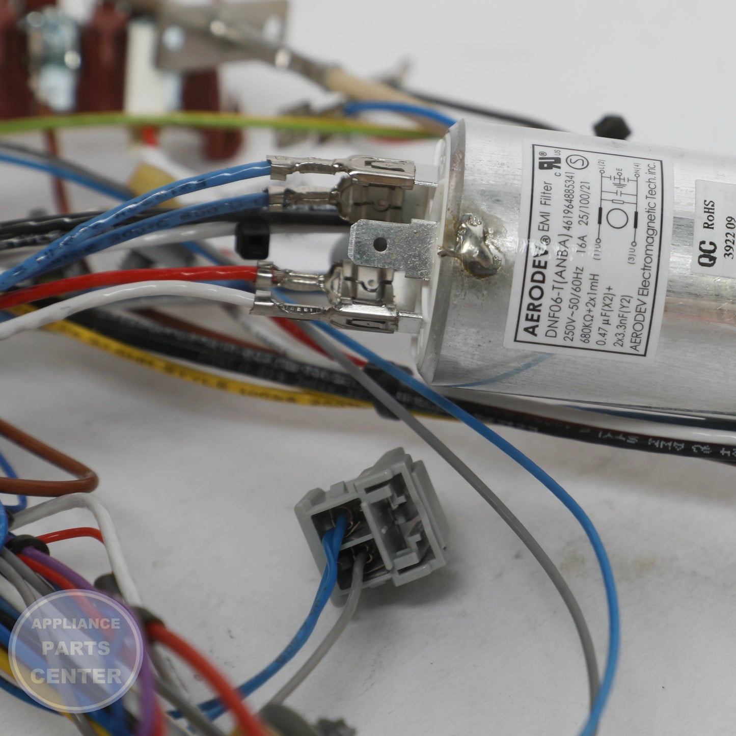 Whirlpool HARNS-WIRE W11594182 - Installation in WPL Range/Stove/Oven showing key mounting points