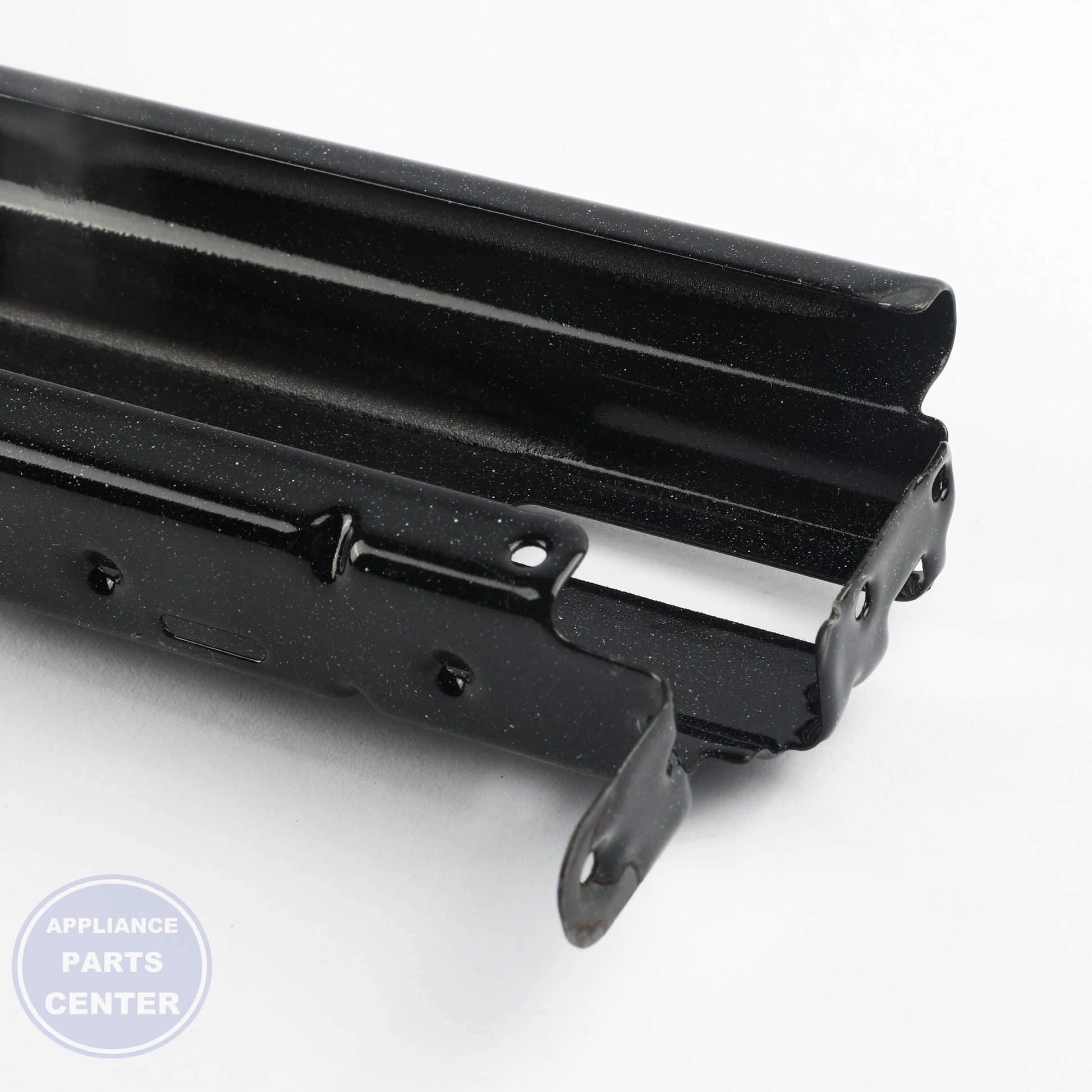 TRIM-DOOR W11620488 - Detailed view of precision engineering