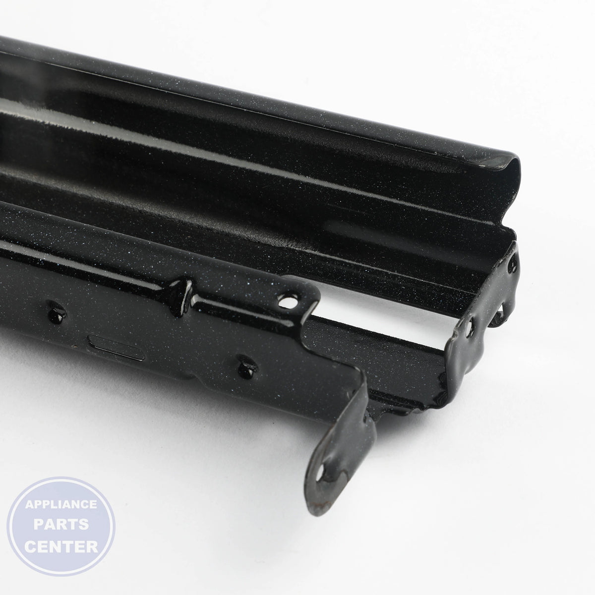 TRIM-DOOR W11620488 - Detailed view of precision engineering
