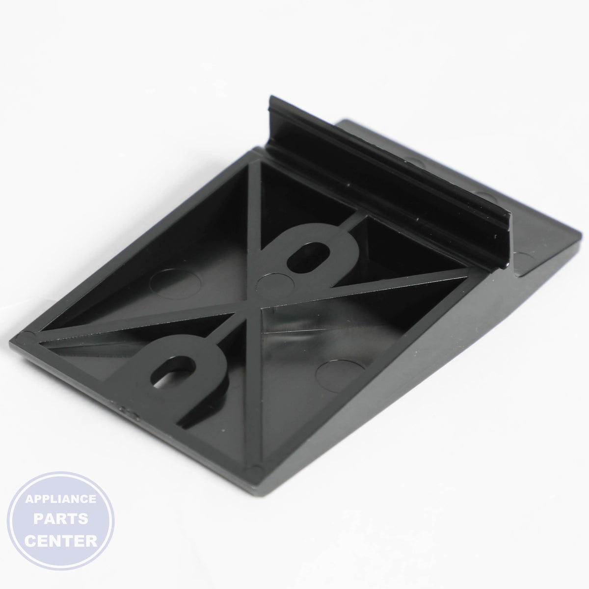 WPL CLIP W11633507 - Installation in WPL Refrigerator showing secure mounting points