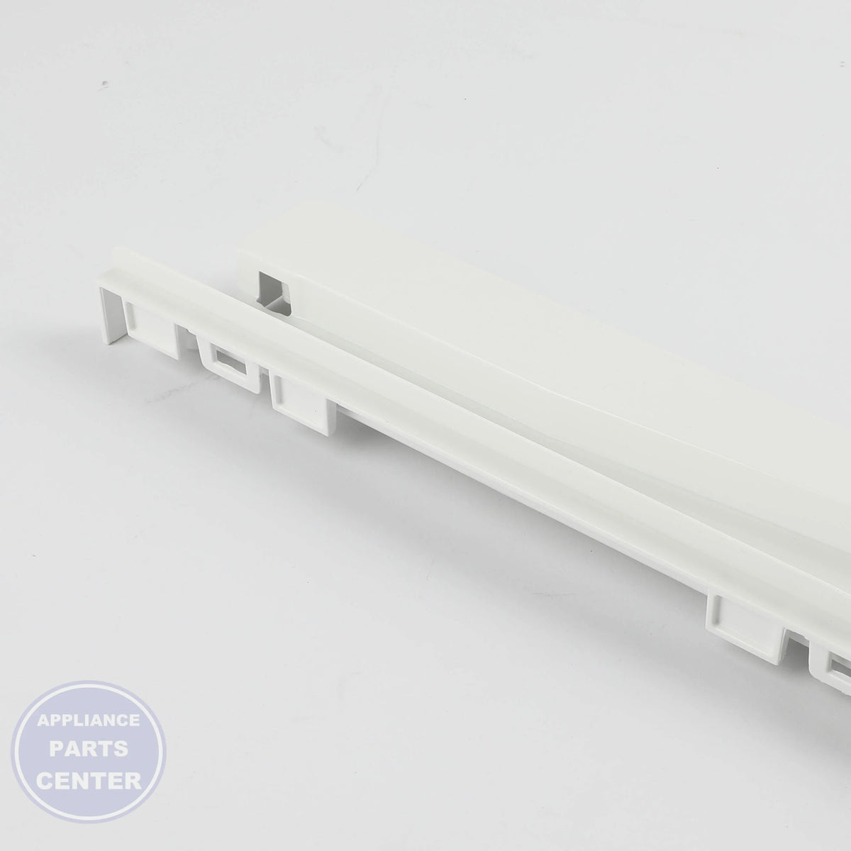 RAIL W11675285 - Detailed view of secure mounting details